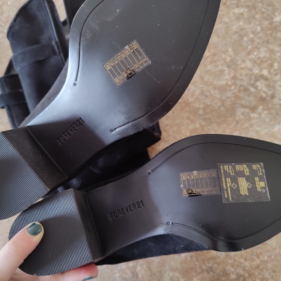 Forever 21 Faux Suede Knee-High Boots - Picture 5 of 7